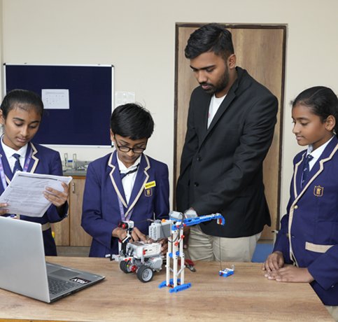 Ris-beyond-academic-robotic-lab